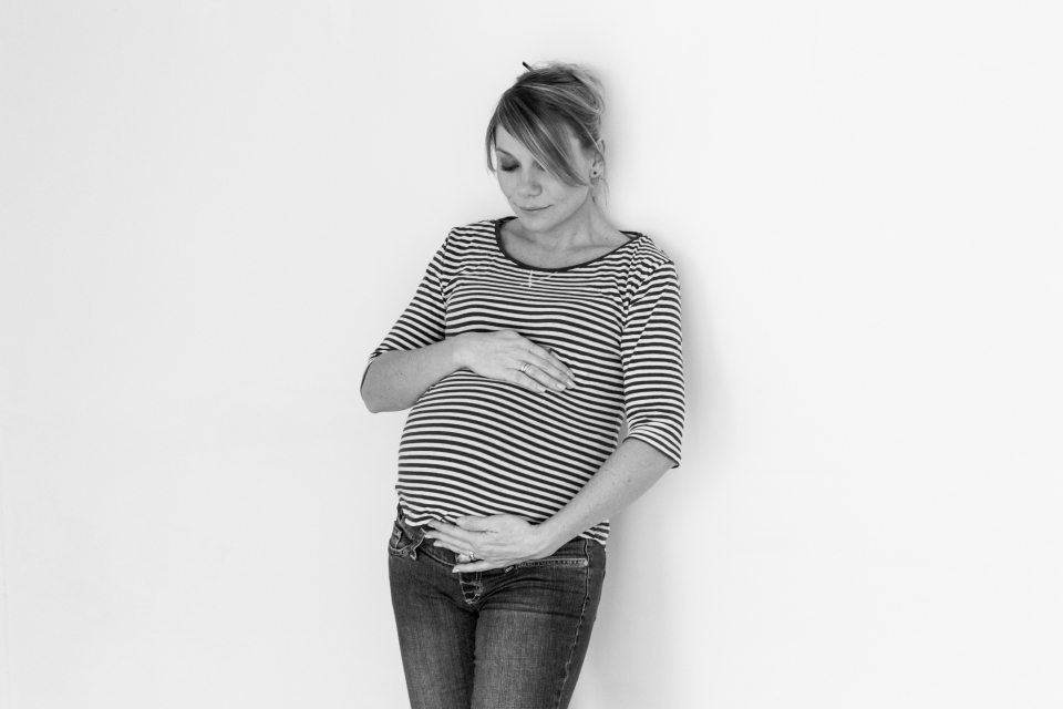 photographe-grossesse-a-tours-entre-nous-photographie-maternite-anelise-023